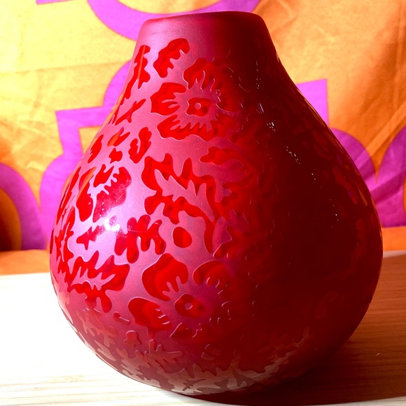 Etched Red Art Glass Vase Handmade Ei8hteen Karat 18/K Vintage 6" Belis - Picture 15 of 16
